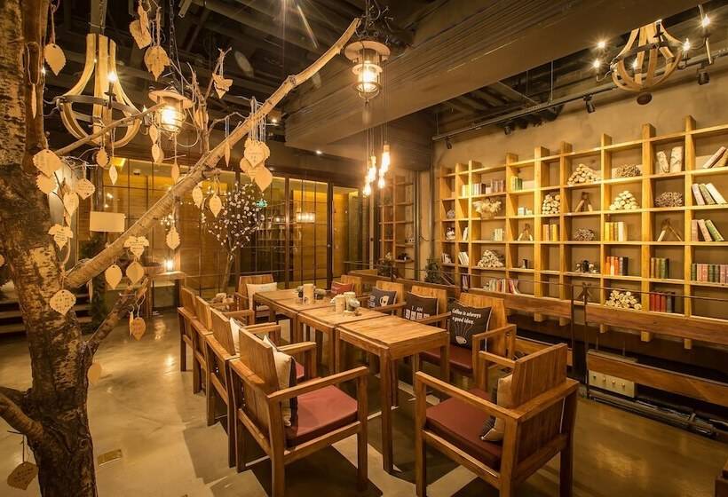 בית מלון כפרי Aoluguya