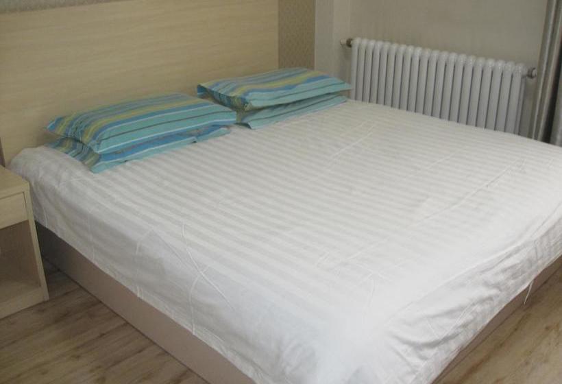 בית מלון כפרי Super 8 Chengde Imperial Summer Resort