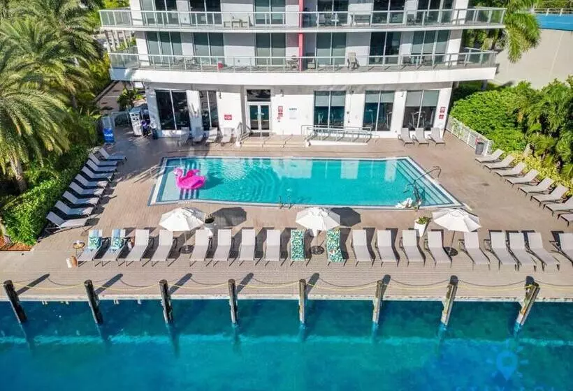 Retkeilymaja Resort Amenities   Amazing Pool And Gym