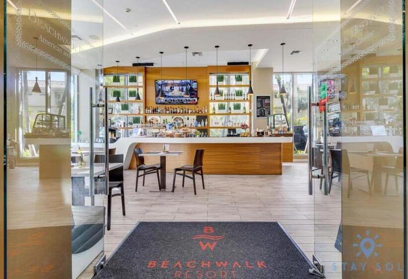 호스텔 Resort Amenities   Amazing Pool And Gym