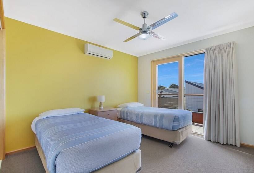 Apartments On Church  Unit 7