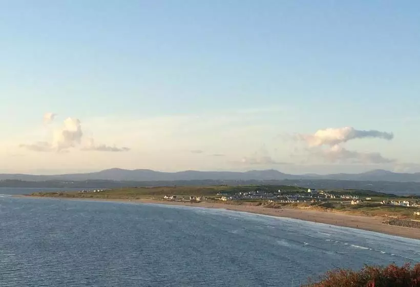 ベッドアンドブレックファースト Milltown House