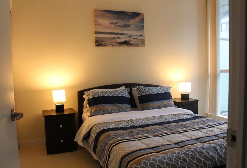 Custom Luxury Suite   By Elite Suites