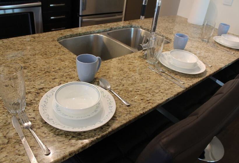 Custom Luxury Suite   By Elite Suites