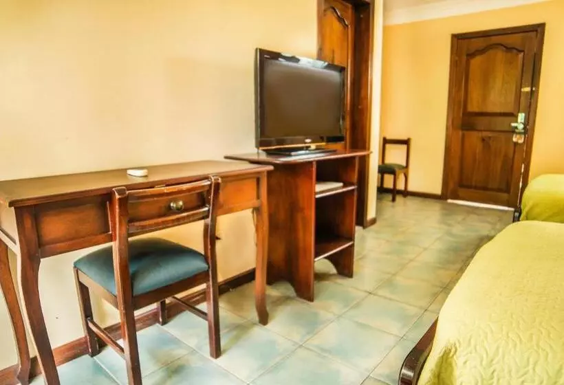 Hotel El Auca