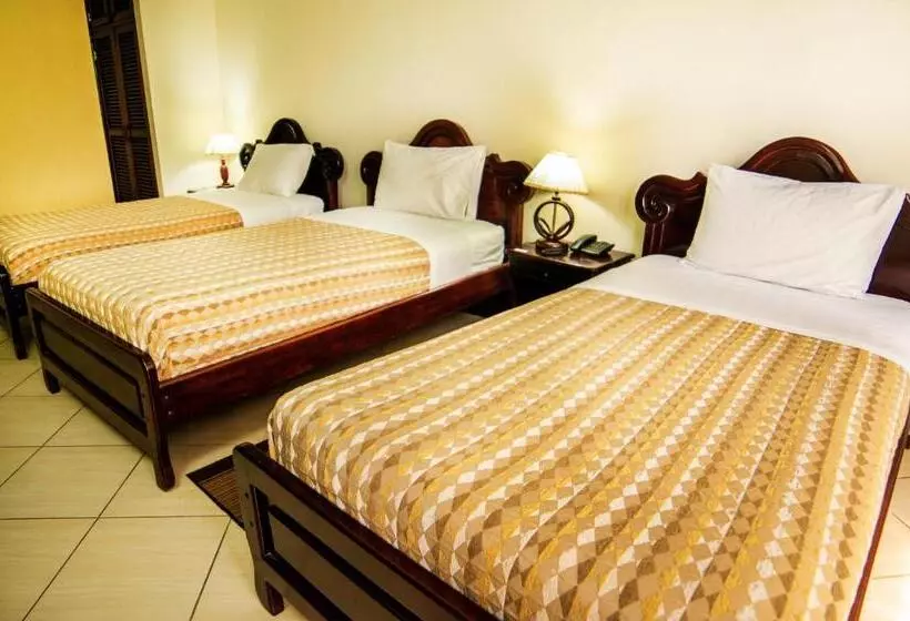 Hotel El Auca
