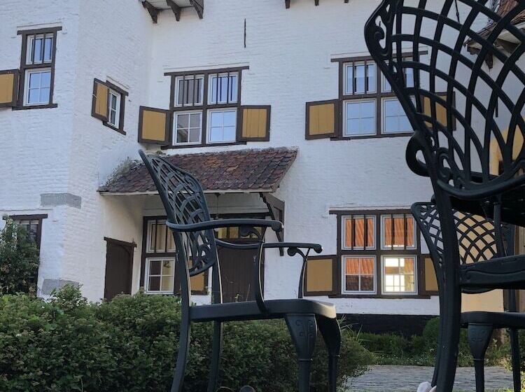 هتل Ferme Delgueule