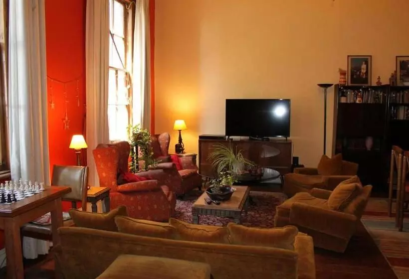 هتل Hostal Residencia En El Cerro