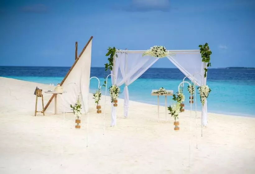 هتل Milaidhoo Maldives