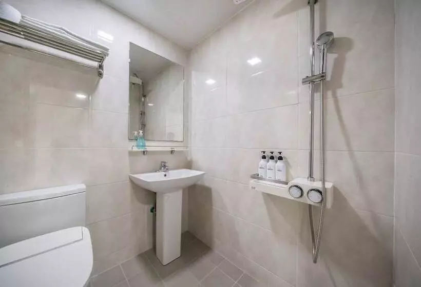 Sunrise Hotel Jungmun Branch