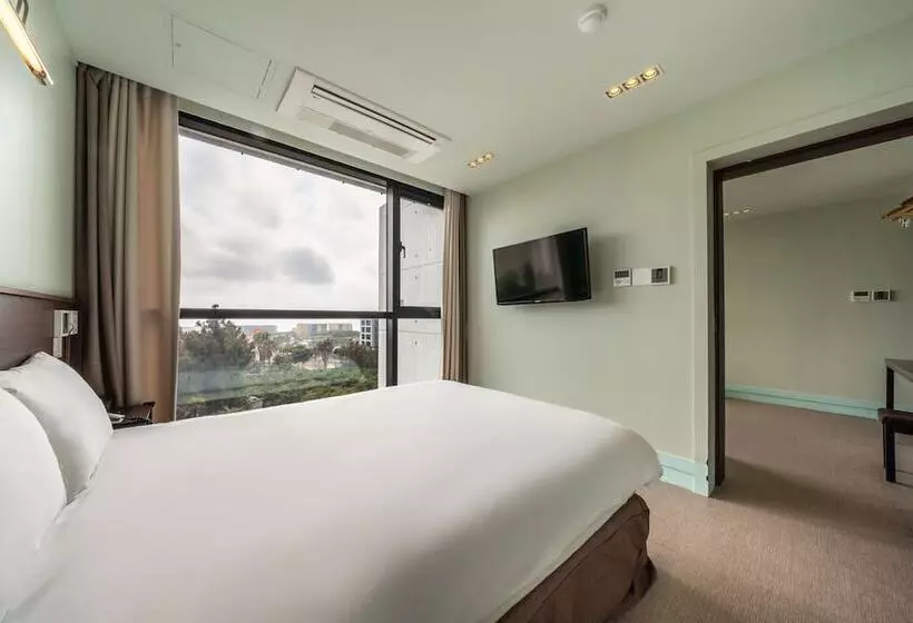 Sunrise Hotel Jungmun Branch