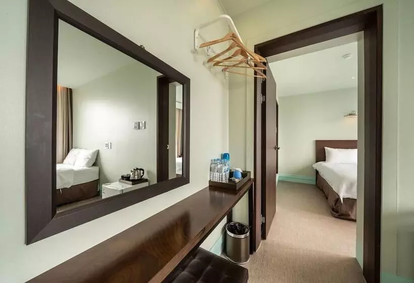 Sunrise Hotel Jungmun Branch