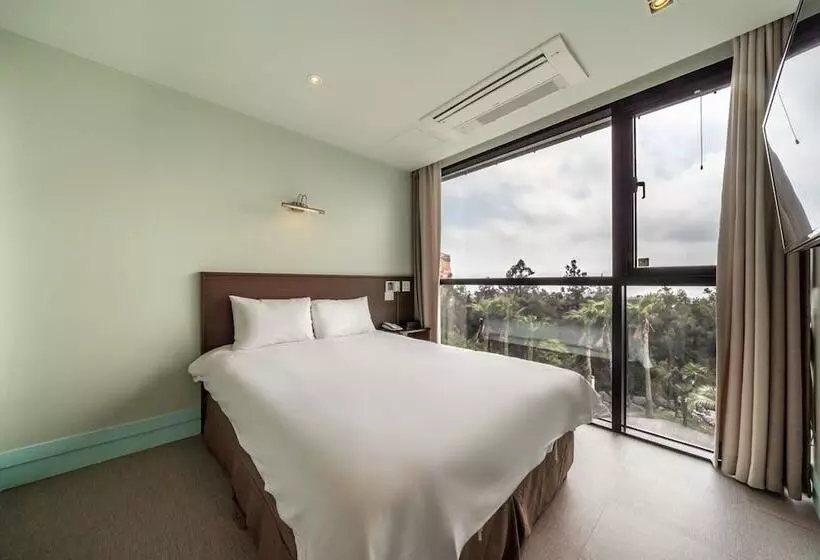 Sunrise Hotel Jungmun Branch