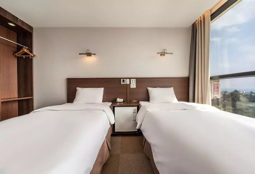 Sunrise Hotel Jungmun Branch