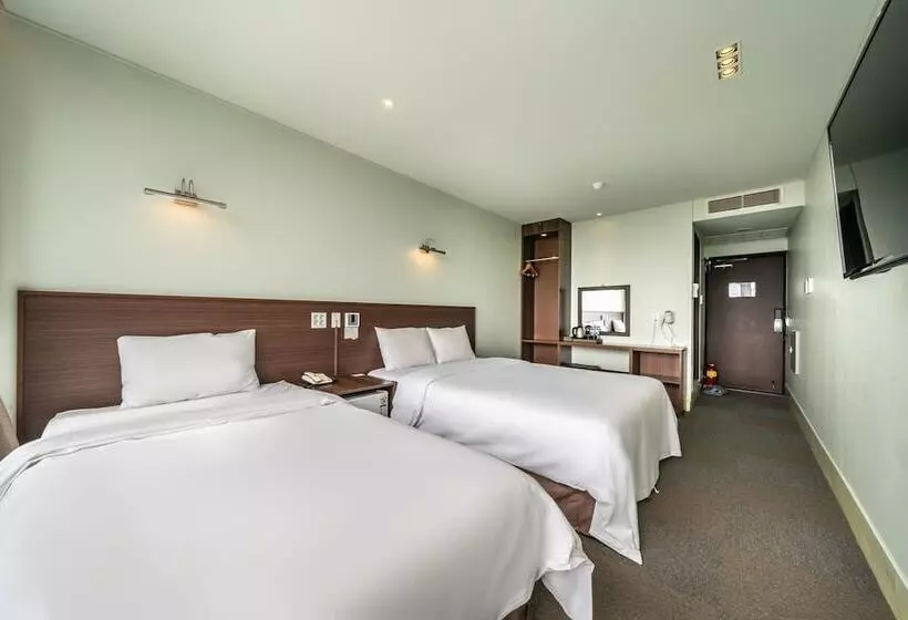 Sunrise Hotel Jungmun Branch