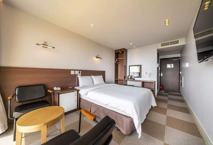 Sunrise Hotel Jungmun Branch