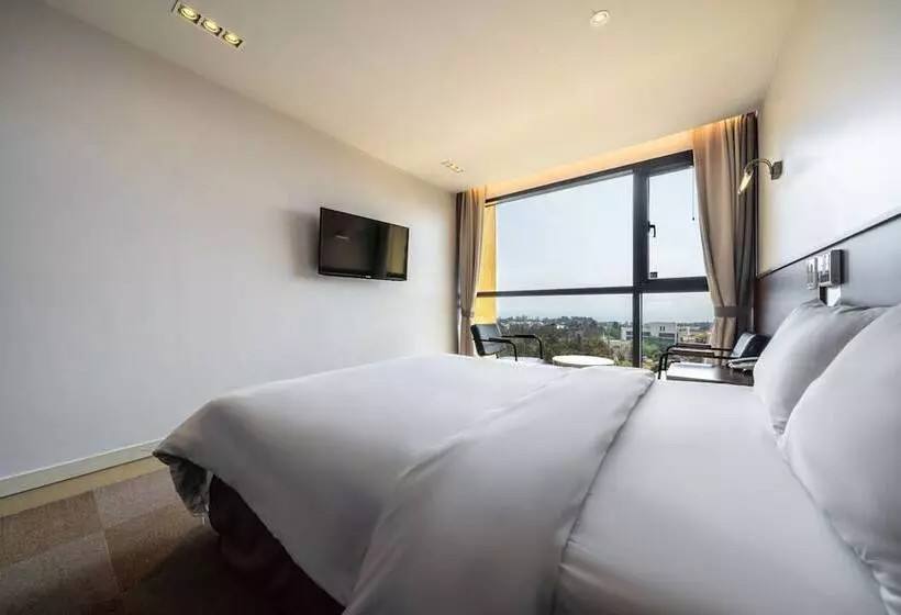 Sunrise Hotel Jungmun Branch