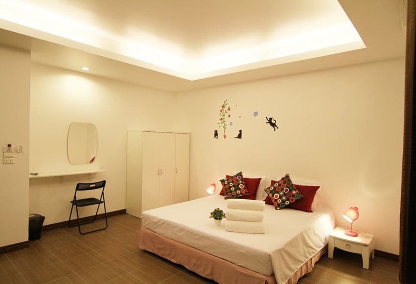 Отель White Cat