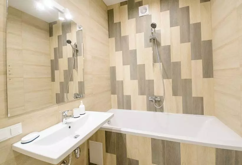 Partner Guest House Klovs Kyi