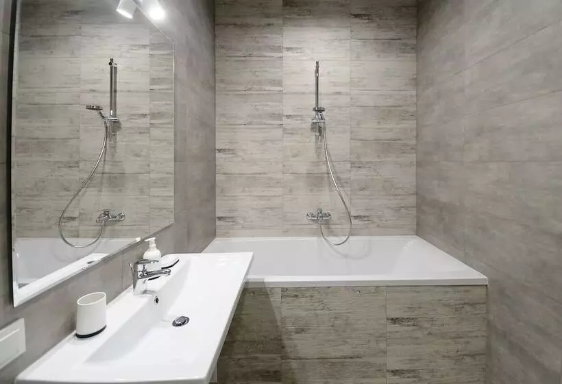 Partner Guest House Klovs Kyi