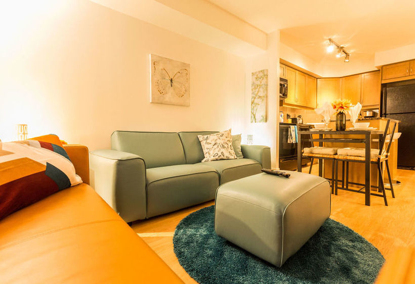 Red Maple Suites  Blue Jays Way