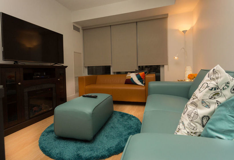 Red Maple Suites  Blue Jays Way