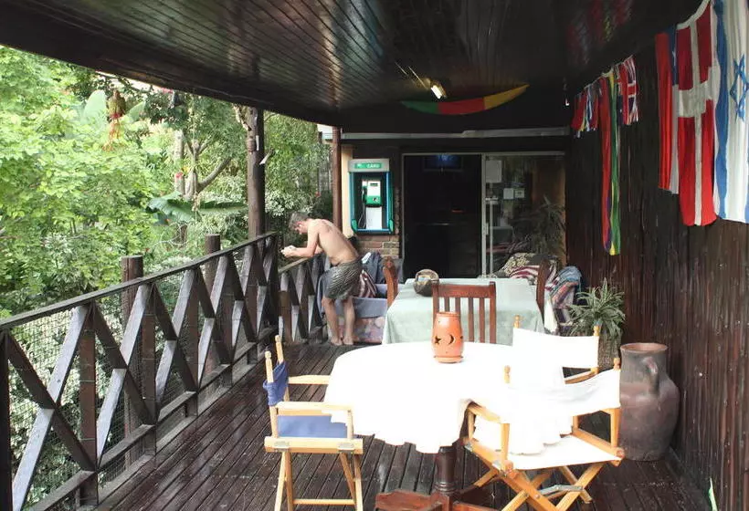 هاستل Old Vic Travellers Inn Nelspruit