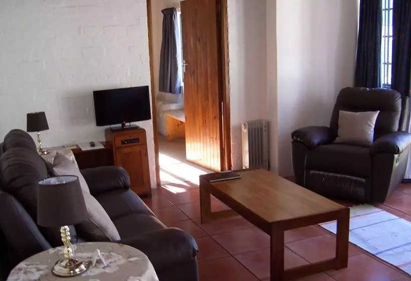 Aamiaismajoitus (B&B) Koo Karoo Guest Lodge And Self Catering