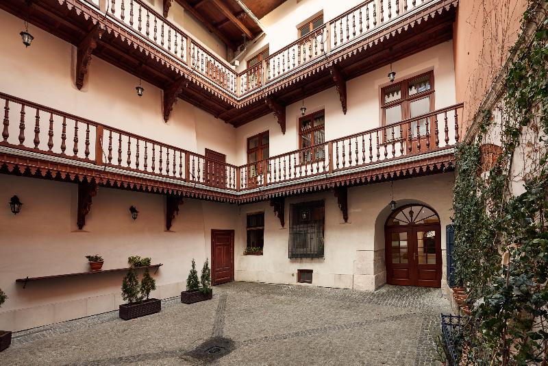 Gołębia 8 Residence