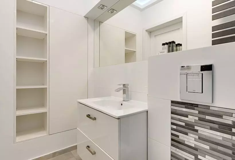 Dom & House    Apartments Old Town Ogarna