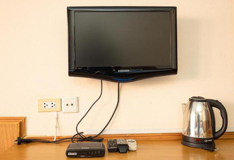 בית מלון כפרי Roomquest Golden Triangle Premium Collection