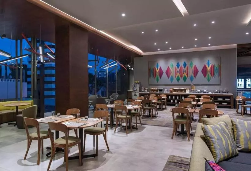 هتل Courtyard By Marriott Guatemala City