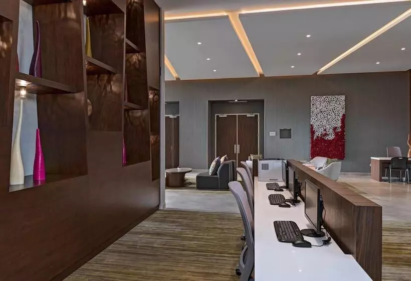 هتل Courtyard By Marriott Guatemala City