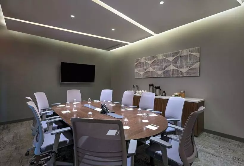 هتل Courtyard By Marriott Guatemala City