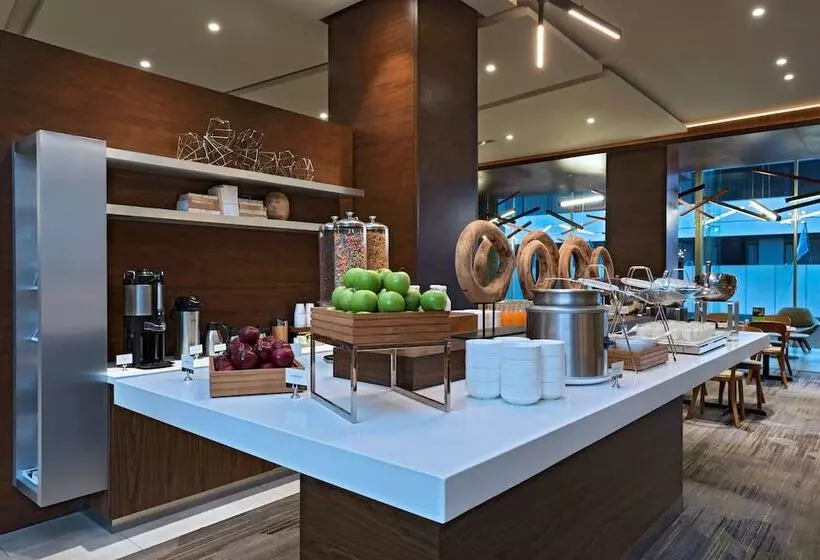 هتل Courtyard By Marriott Guatemala City