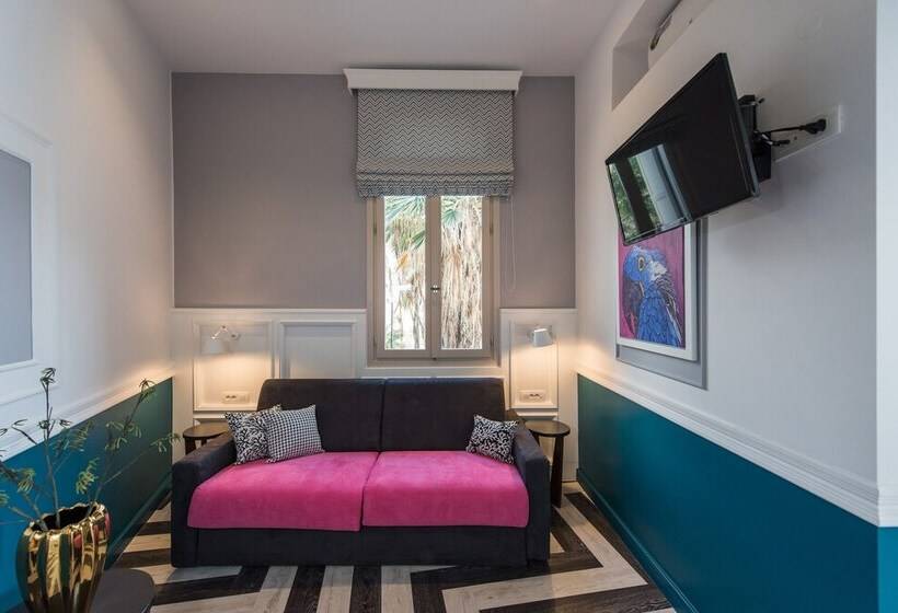 هتل Elia Portou Due