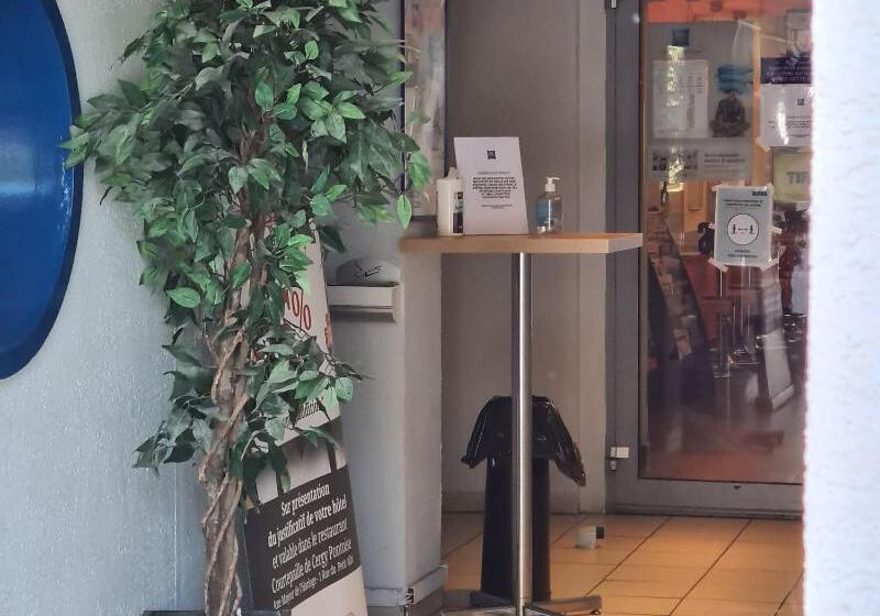 ホテル Ibis Budget Cergy Saintchristophe