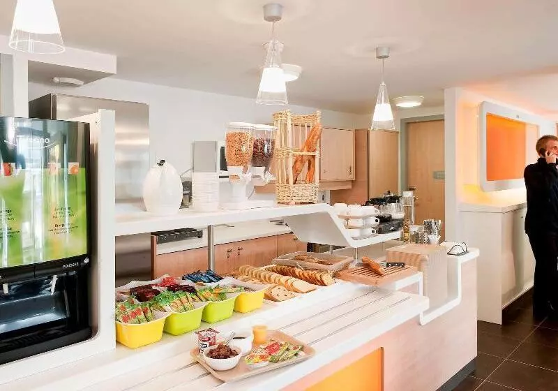 ホテル Ibis Budget Cergy Saintchristophe
