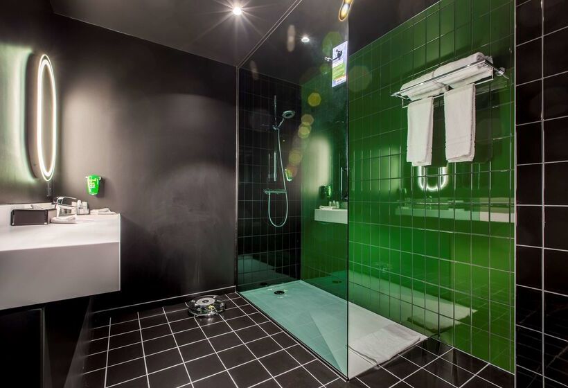 هتل Park Inn By Radisson Brussels Airport