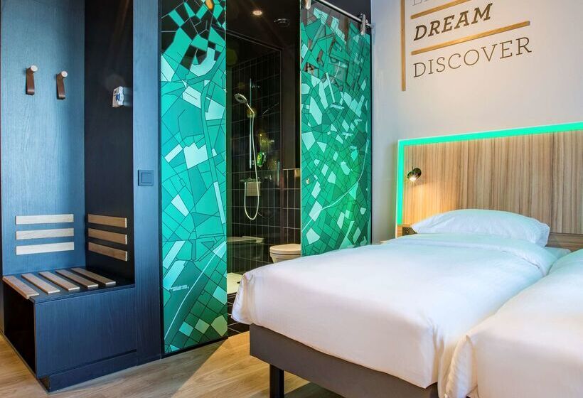 هتل Park Inn By Radisson Brussels Airport