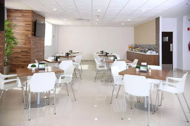 ホテル Sleep Inn Hermosillo