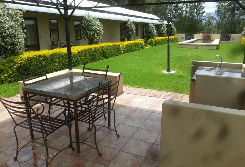 פנסיון Le Bac Estates