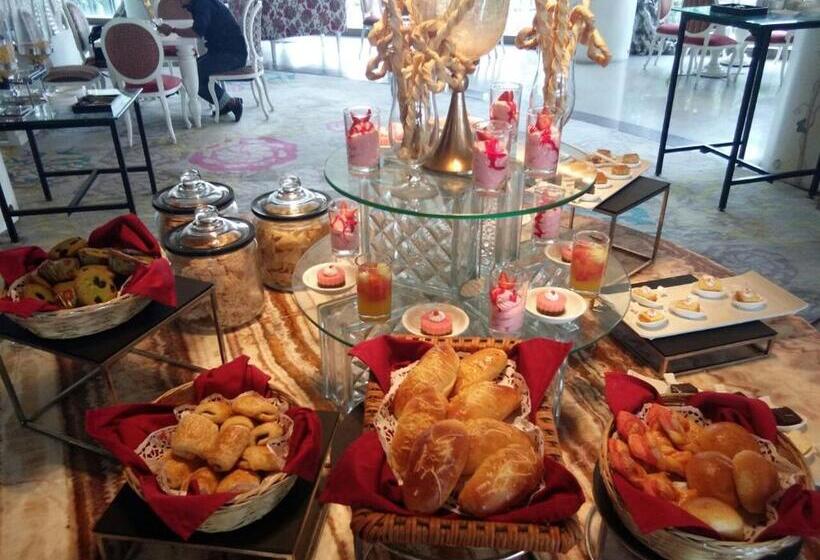 Sutanraja Hotel & Convention Centre