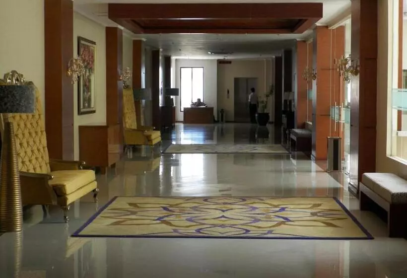 Sutanraja Hotel & Convention Centre