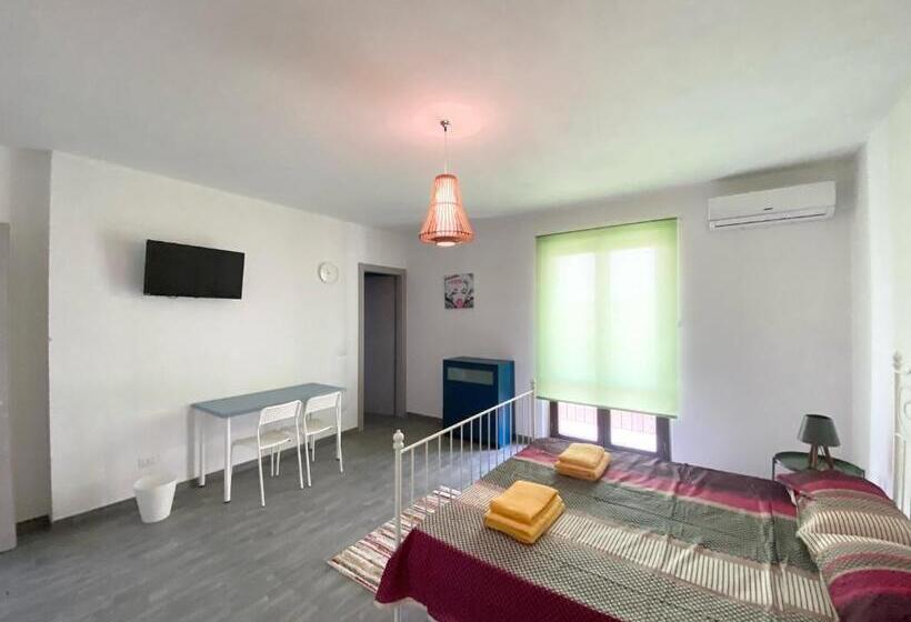 35 Passi Dal Mare B&b