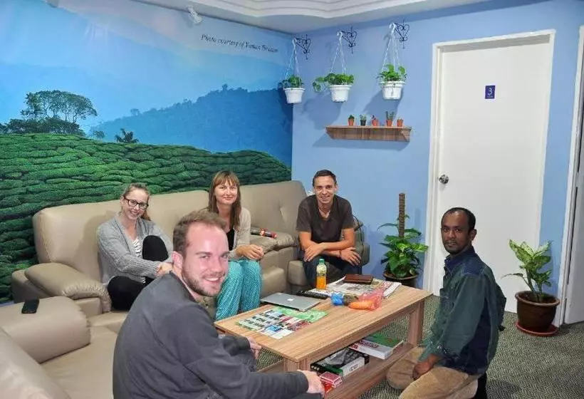 Netasha Holiday Inn And Apartment