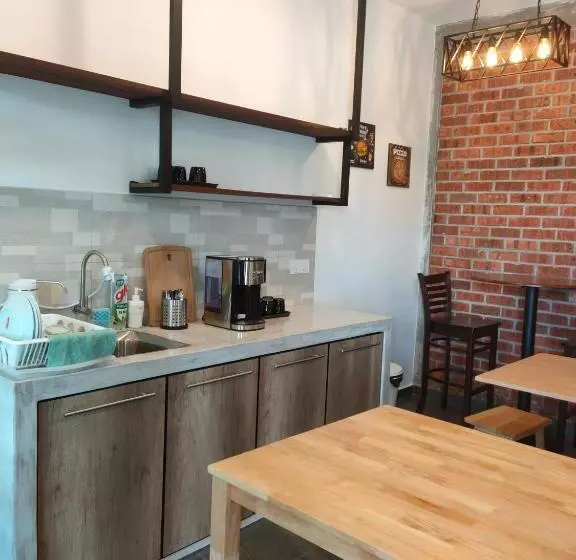 ペンション Just Austin Guesthouse