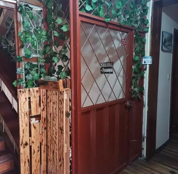 ペンション La Perla Cuencana Hostal