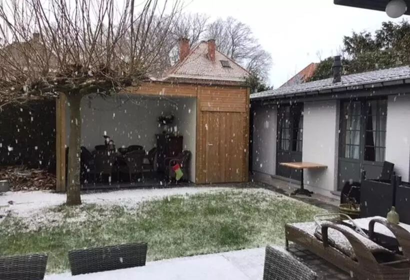 Aamiaismajoitus (B&B) Ken  T Gat Bie&bie