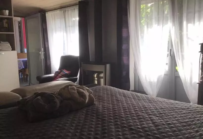 Aamiaismajoitus (B&B) Ken  T Gat Bie&bie